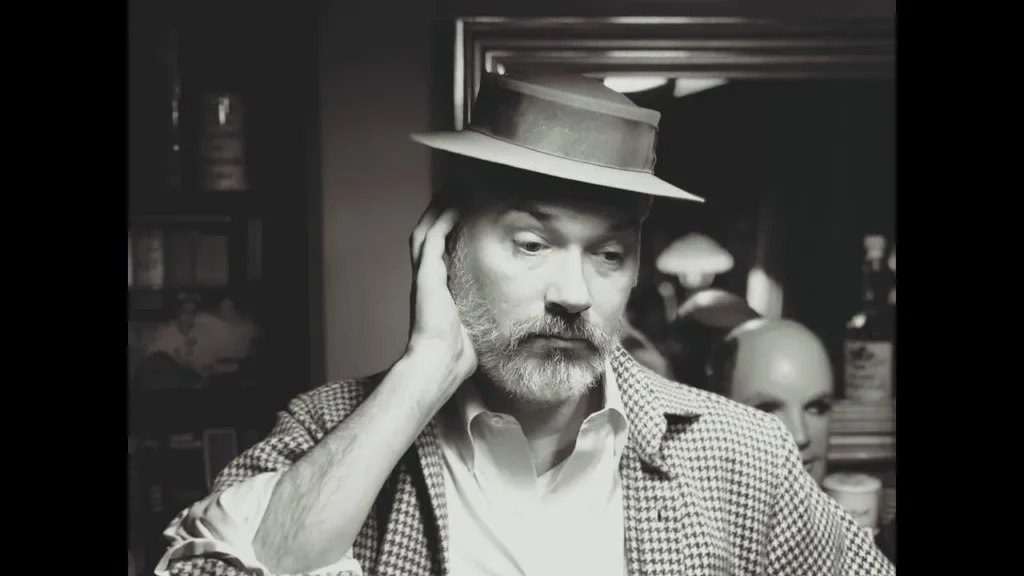 ייִדישער טעאַטער מיט שיין בייקער