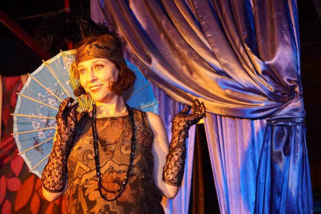 רות לעווין: קינדערלידער און נאָך